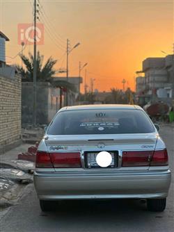 تۆیۆتا کراون